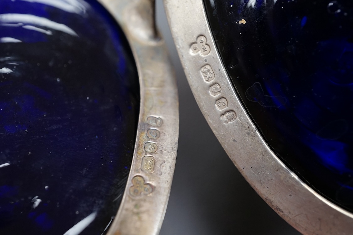 An Elizabeth II George style piece silver mustard pot and salt by Da-mar Silverware, London, 1977, together with a sliver mounted glass tidy and a cased set of four sterling mounted bridge pencils.